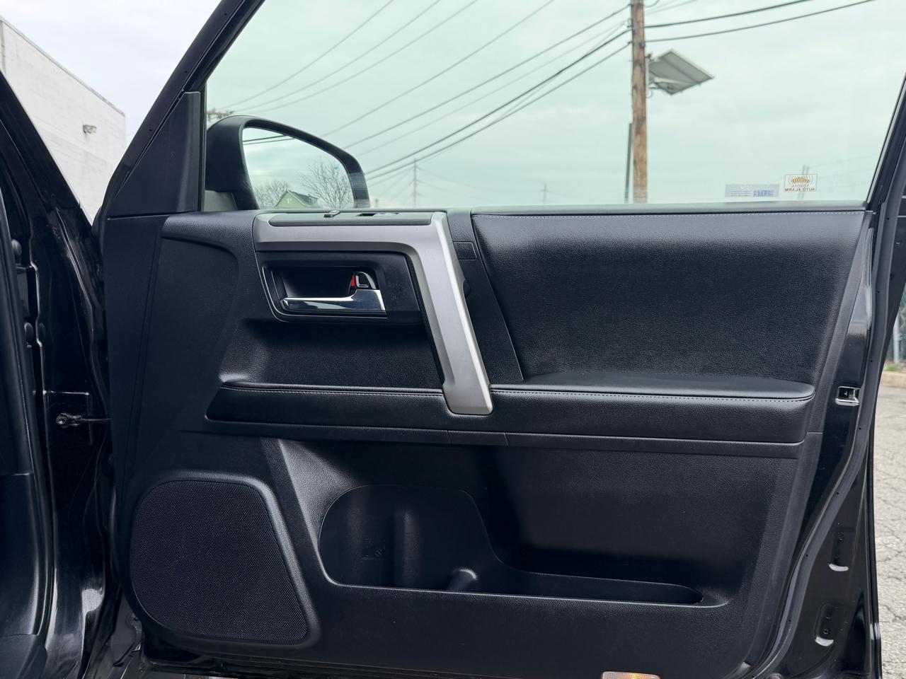 Toyota 4Runner 4WD 4dr V6 Trail Premium (Natl) 2014