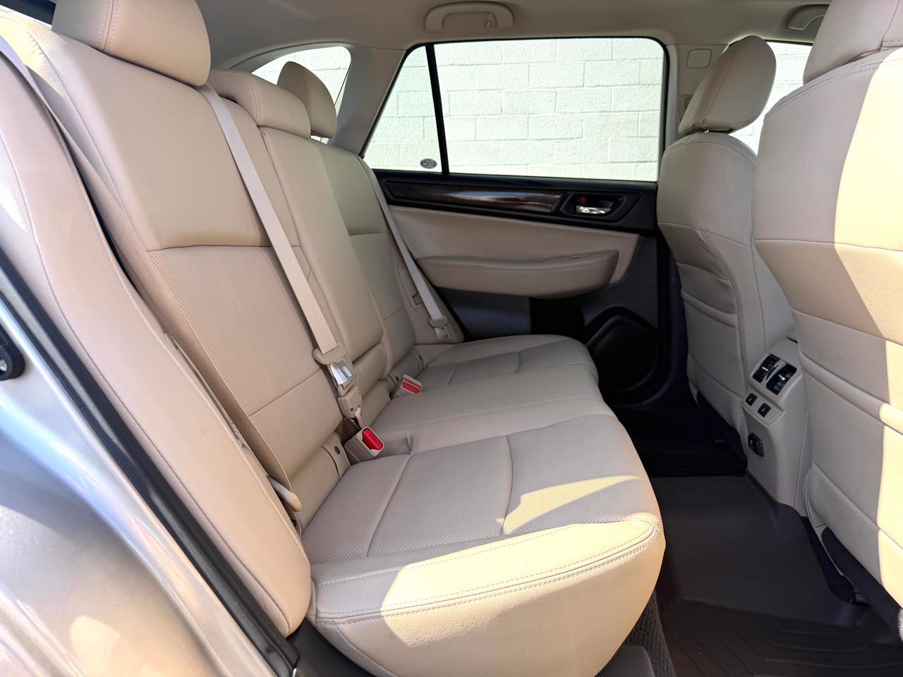Subaru Outback 4dr Wgn 3.6R Limited 2016