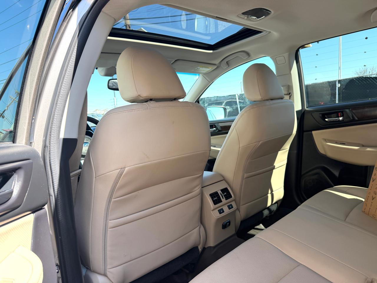 Subaru Outback 4dr Wgn 3.6R Limited 2016