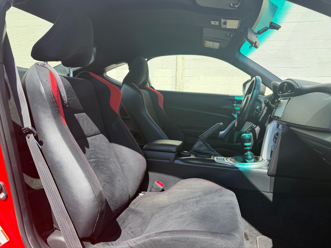 Scion FR-S 2dr Cpe Auto (Natl) 2016