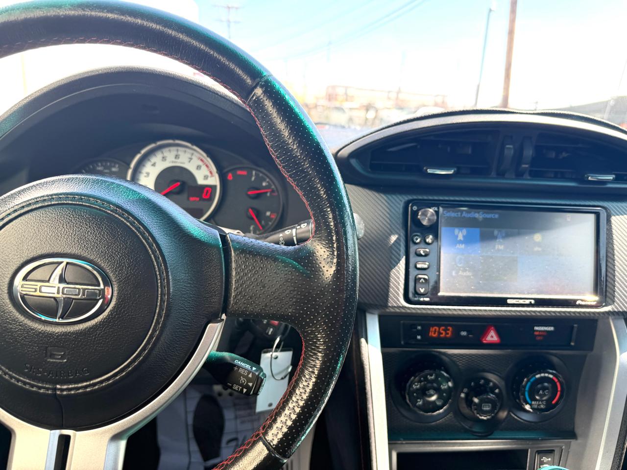 Scion FR-S 2dr Cpe Auto (Natl) 2016
