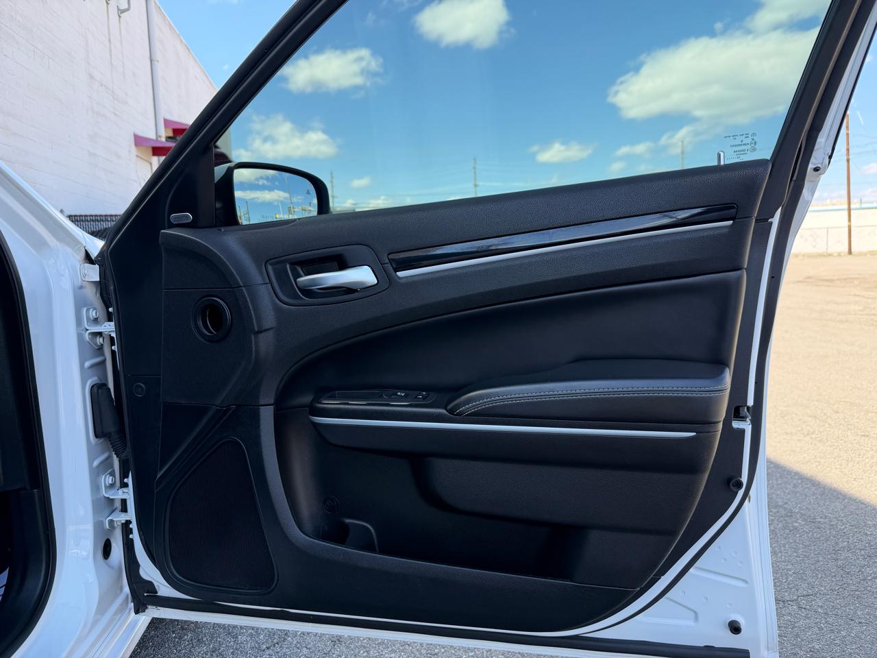 Chrysler 300 300S RWD 2022