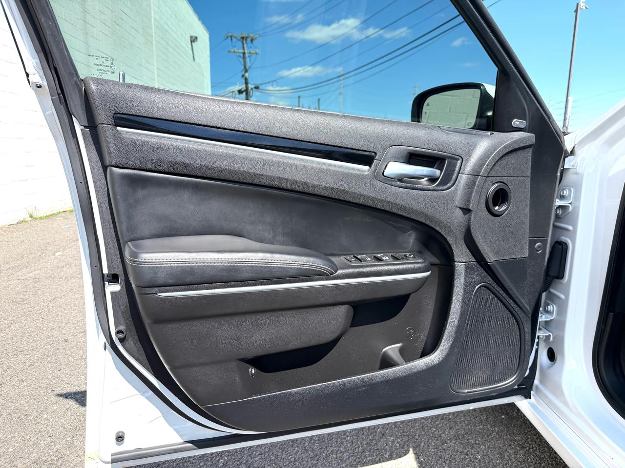 Chrysler 300 300S RWD 2022