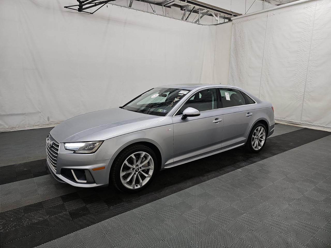 2019 Audi A4 Premium 45 TFSI quattro