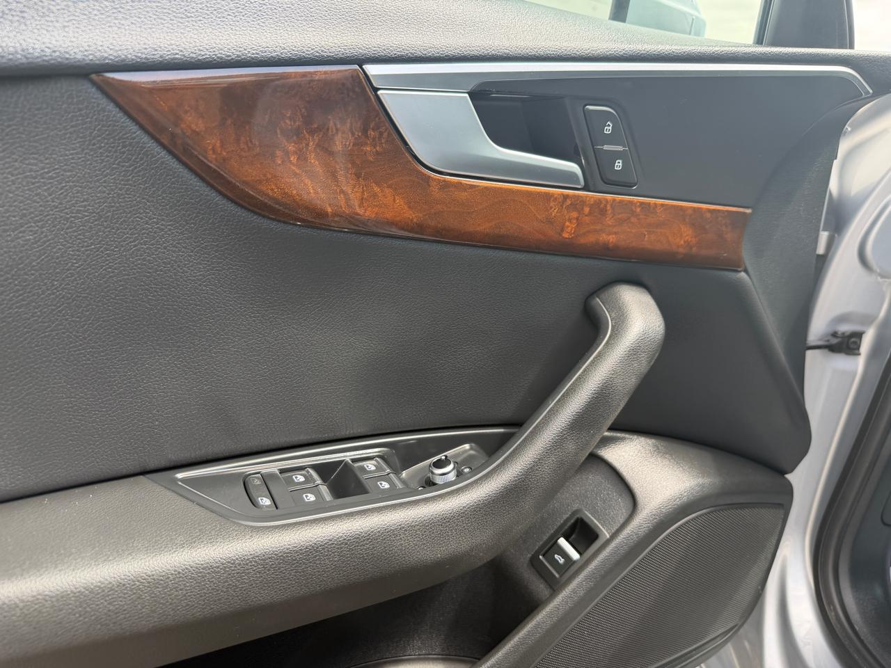 Audi A4 Premium 45 TFSI quattro 2019