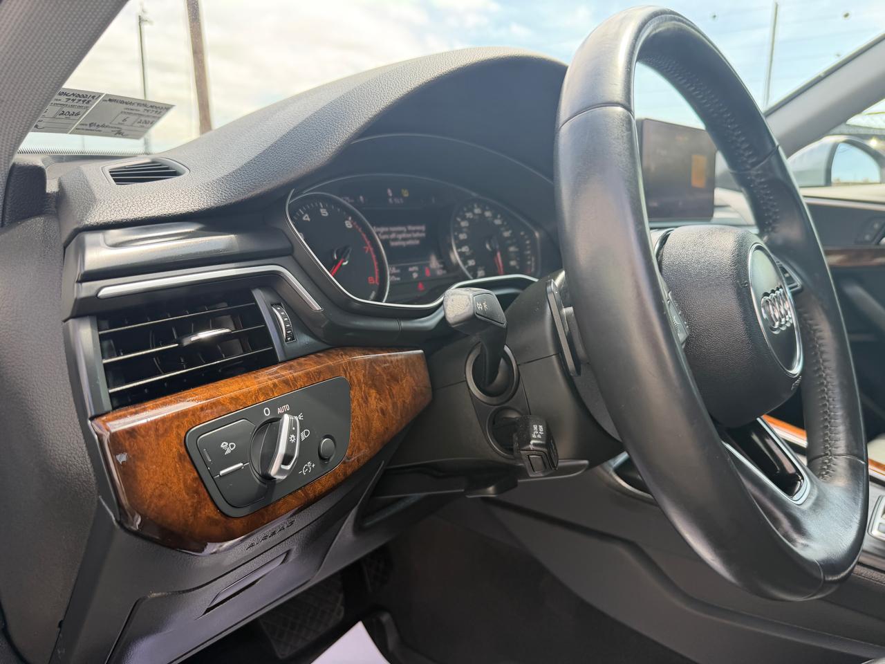 Audi A4 Premium 45 TFSI quattro 2019