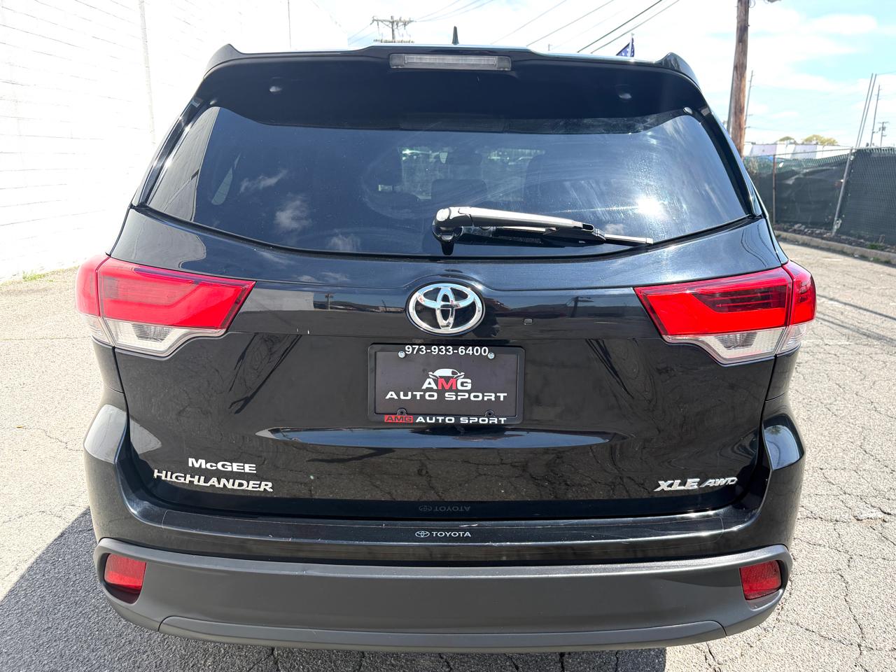 Toyota Highlander XLE V6 AWD (Natl) 2017