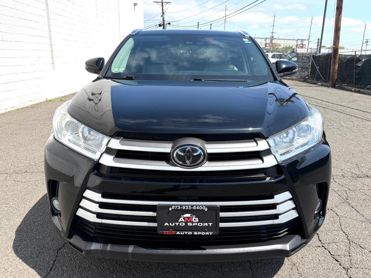 Toyota Highlander XLE V6 AWD (Natl) 2017