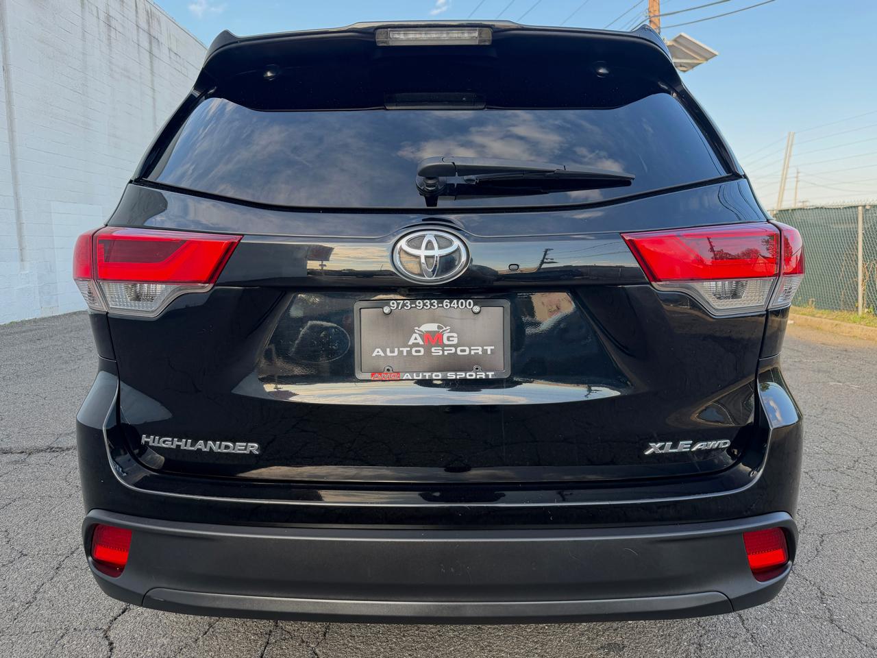 Toyota Highlander XLE V6 AWD (Natl) 2019