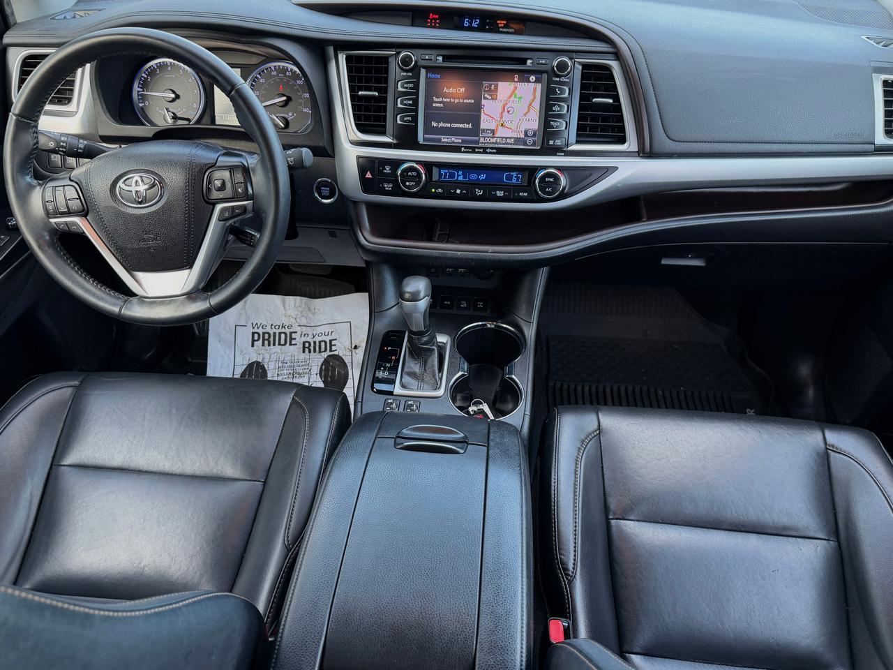 Toyota Highlander XLE V6 AWD (Natl) 2019