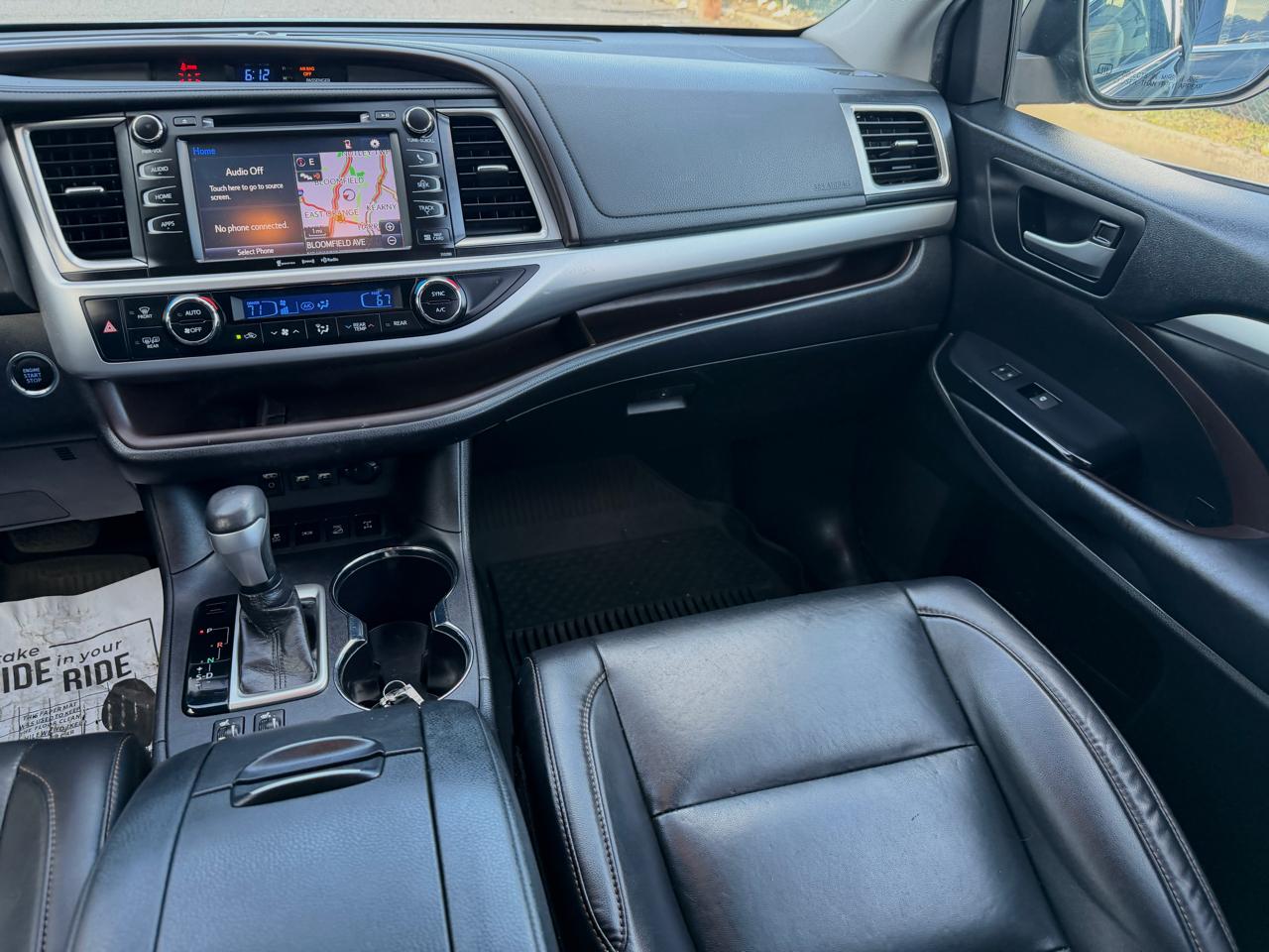 Toyota Highlander XLE V6 AWD (Natl) 2019