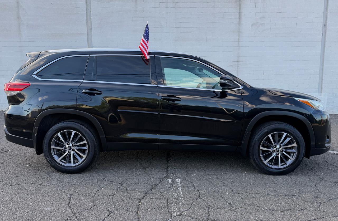 Toyota Highlander XLE V6 AWD (Natl) 2019