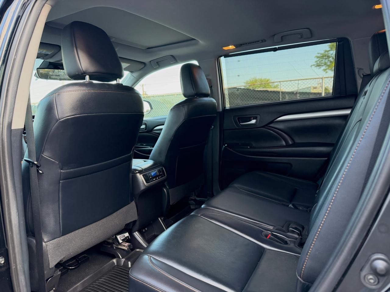 Toyota Highlander XLE V6 AWD (Natl) 2019