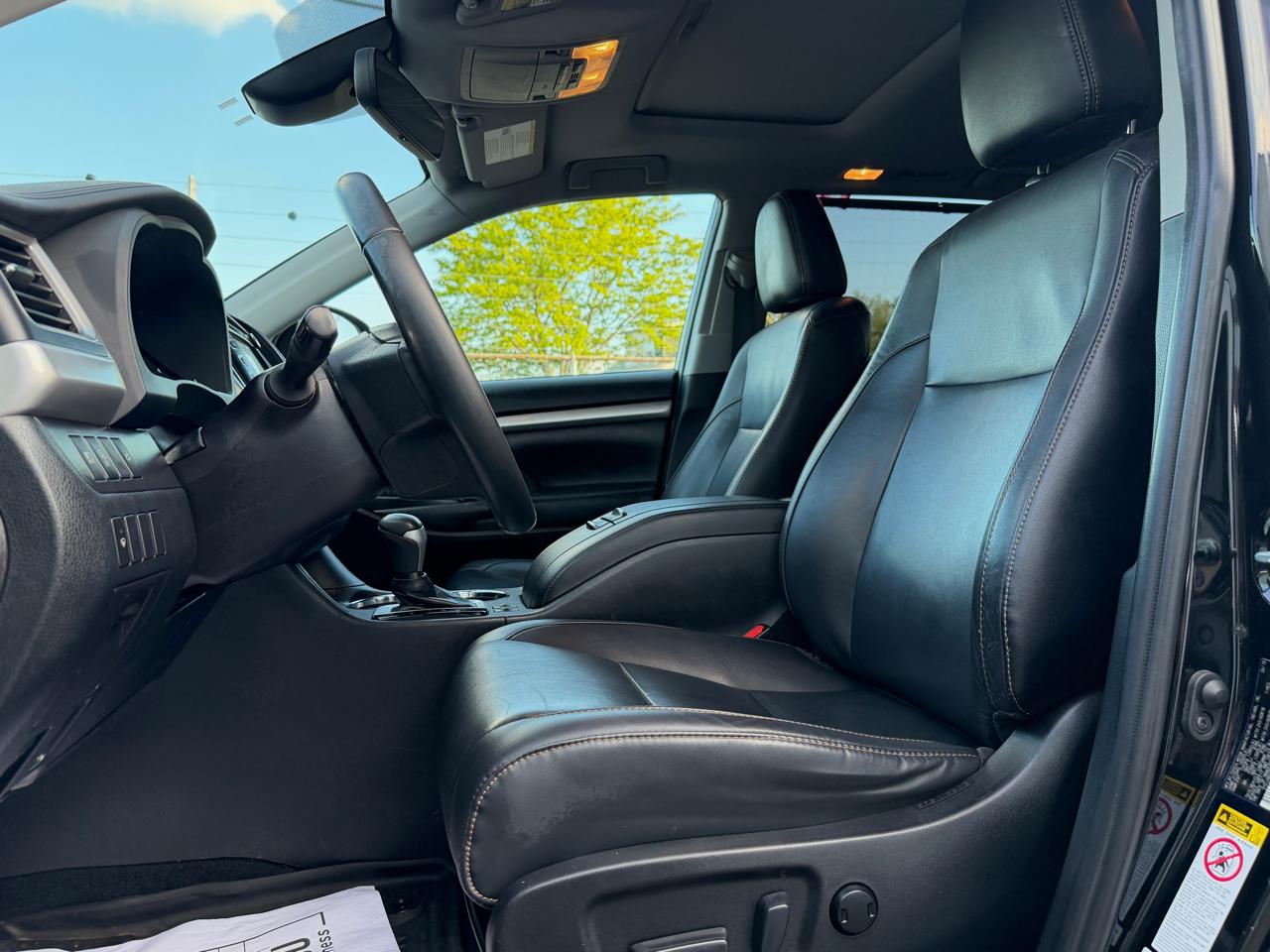 Toyota Highlander XLE V6 AWD (Natl) 2019