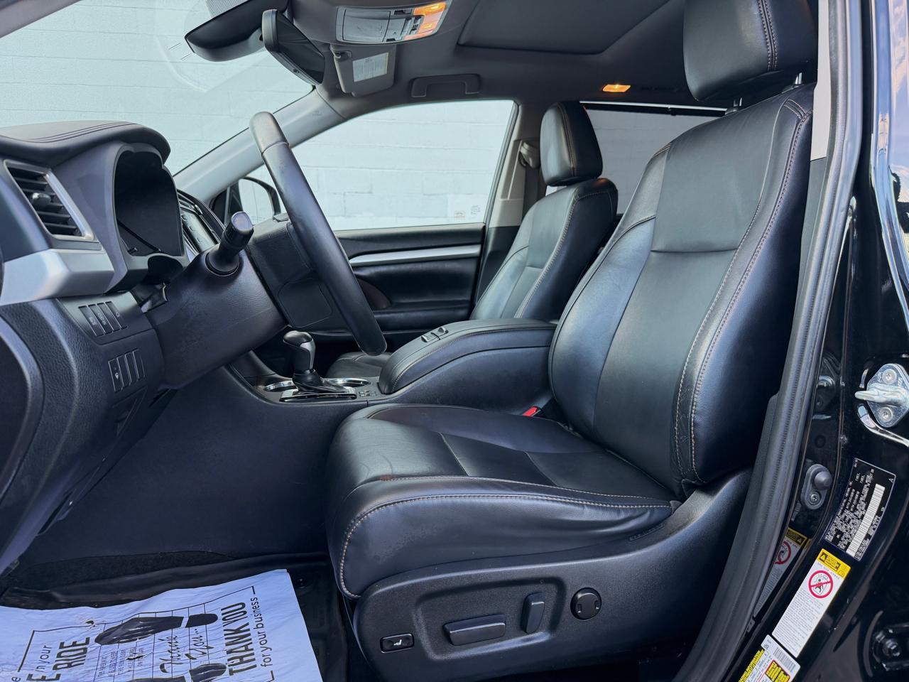 Toyota Highlander XLE V6 AWD (Natl) 2019