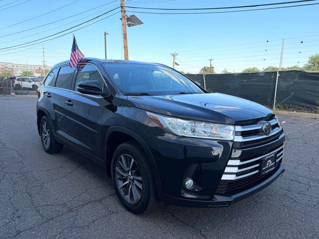 2019 Toyota Highlander XLE V6 AWD (Natl)