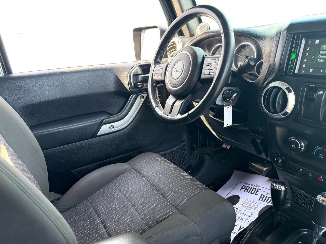 Jeep Wrangler 4WD 2dr Sahara 2012