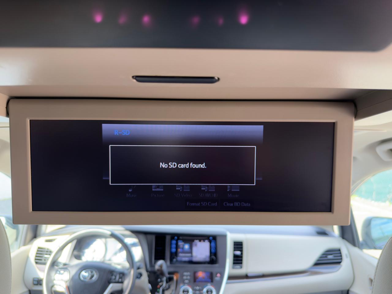 Toyota Sienna Limited Premium AWD 7-Passenger (Natl) 2017