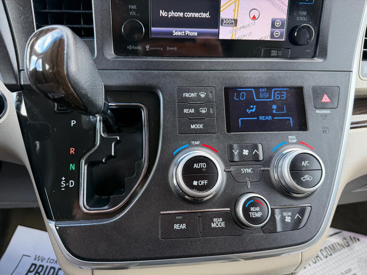 Toyota Sienna Limited Premium AWD 7-Passenger (Natl) 2017