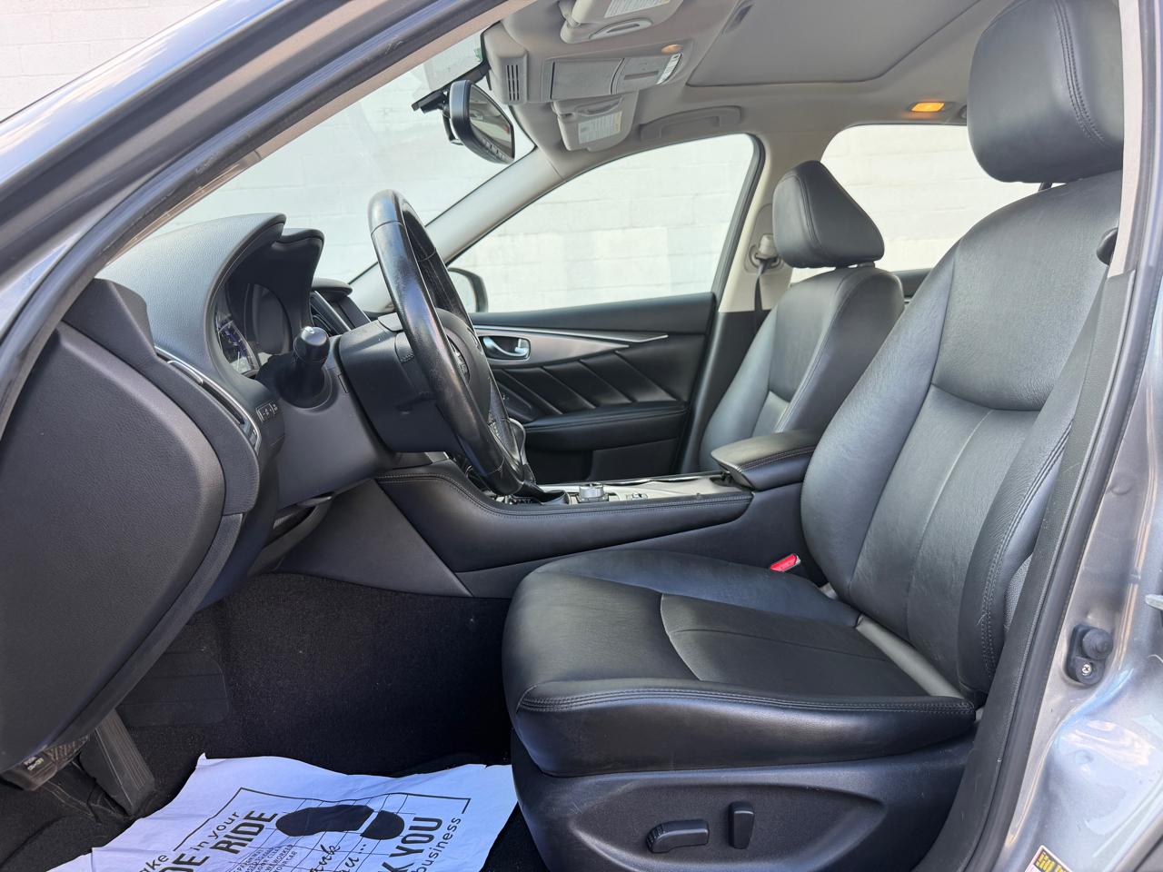 Infiniti Q50 4dr Sdn 3.0t Premium AWD 2016