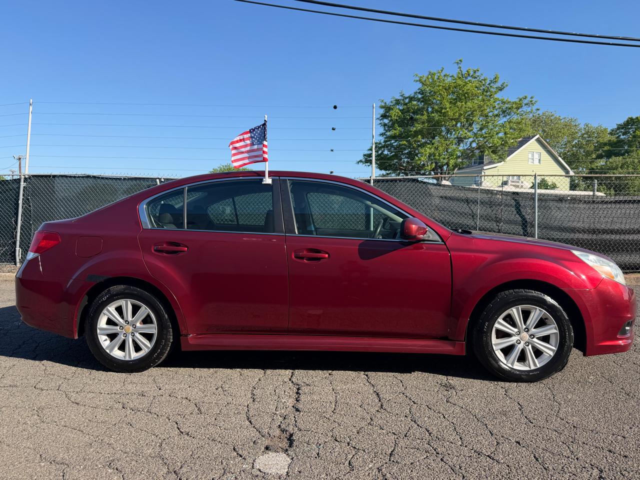 Subaru Legacy 4dr Sdn H4 Auto 2.5i 2012