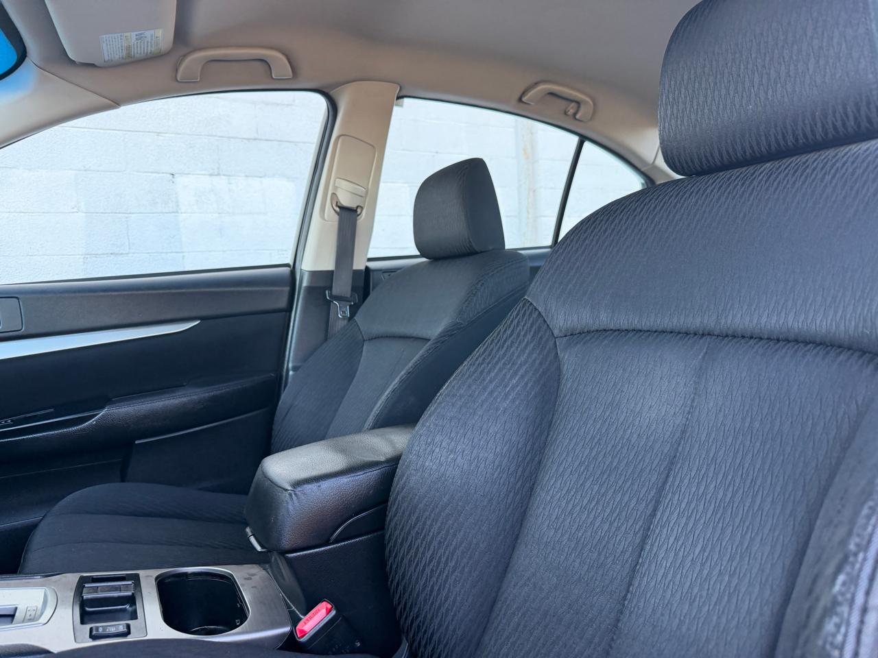 Subaru Legacy 4dr Sdn H4 Auto 2.5i 2012