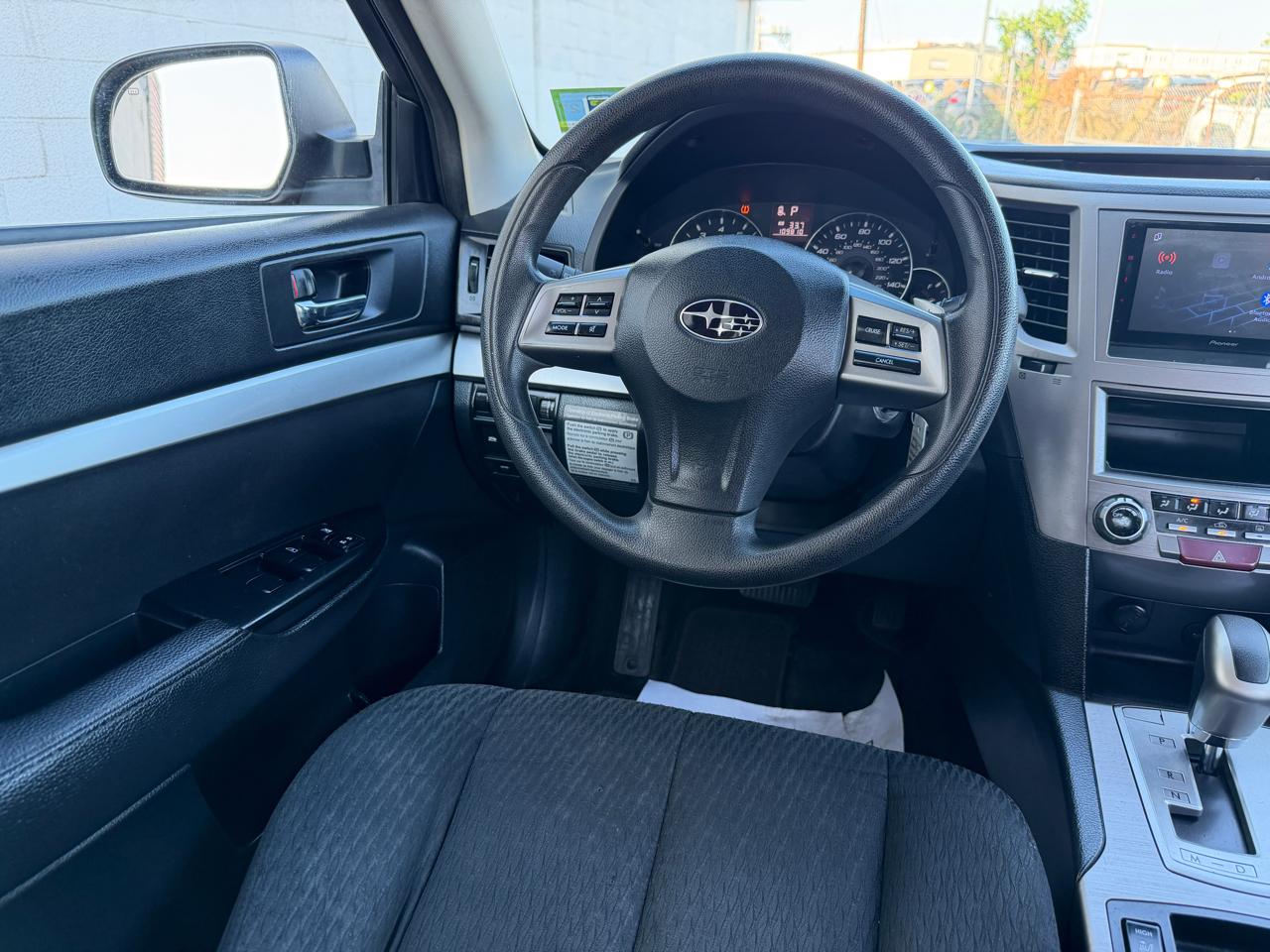 Subaru Legacy 4dr Sdn H4 Auto 2.5i 2012