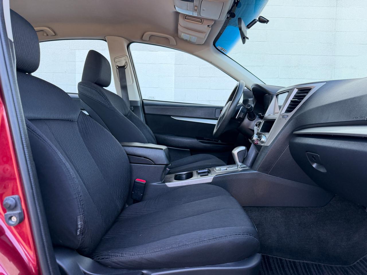 Subaru Legacy 4dr Sdn H4 Auto 2.5i 2012