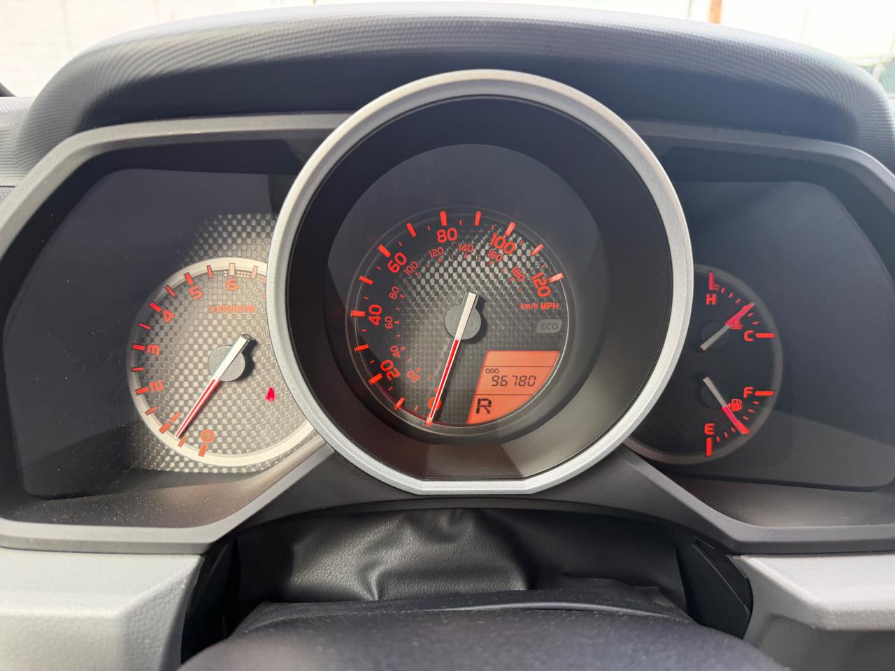 Toyota 4Runner 4dr SR5 V6 Auto 4WD (Natl) 2012