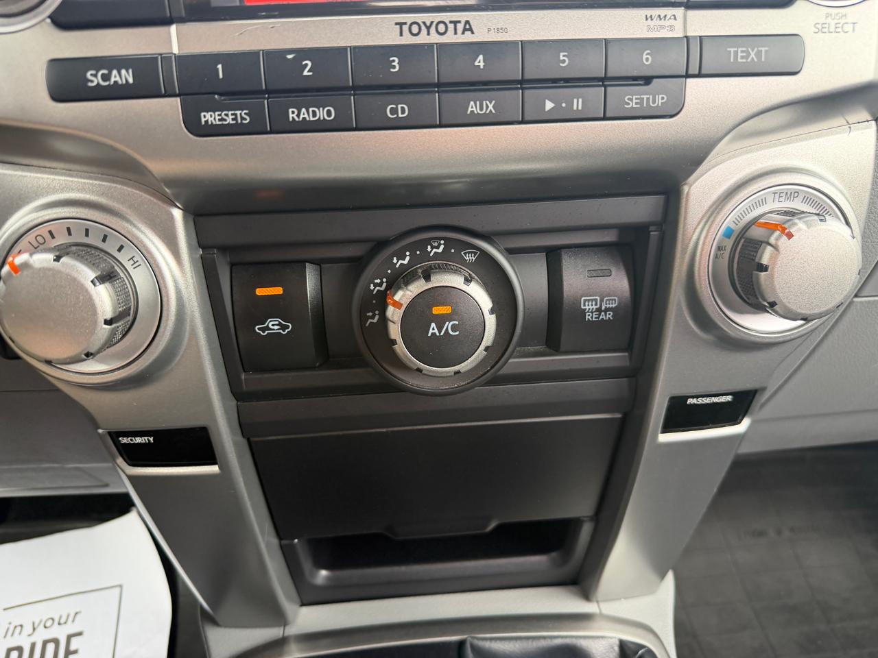 Toyota 4Runner 4dr SR5 V6 Auto 4WD (Natl) 2012