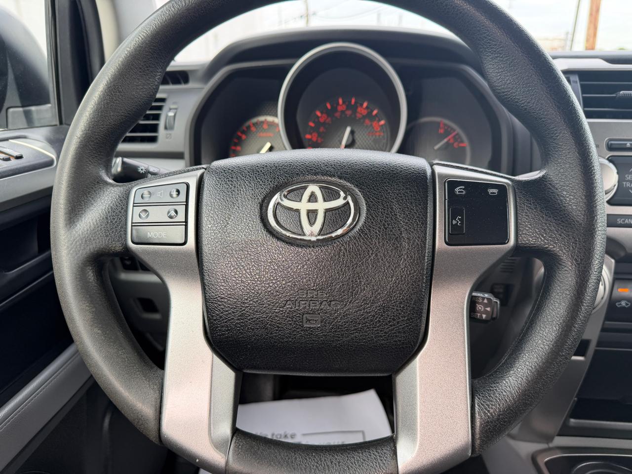 Toyota 4Runner 4dr SR5 V6 Auto 4WD (Natl) 2012