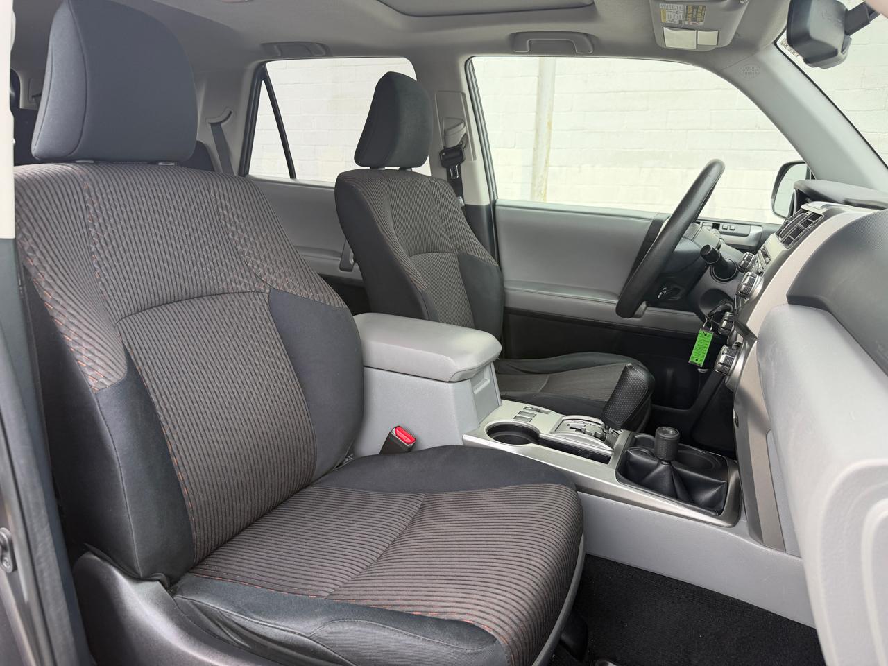 Toyota 4Runner 4dr SR5 V6 Auto 4WD (Natl) 2012