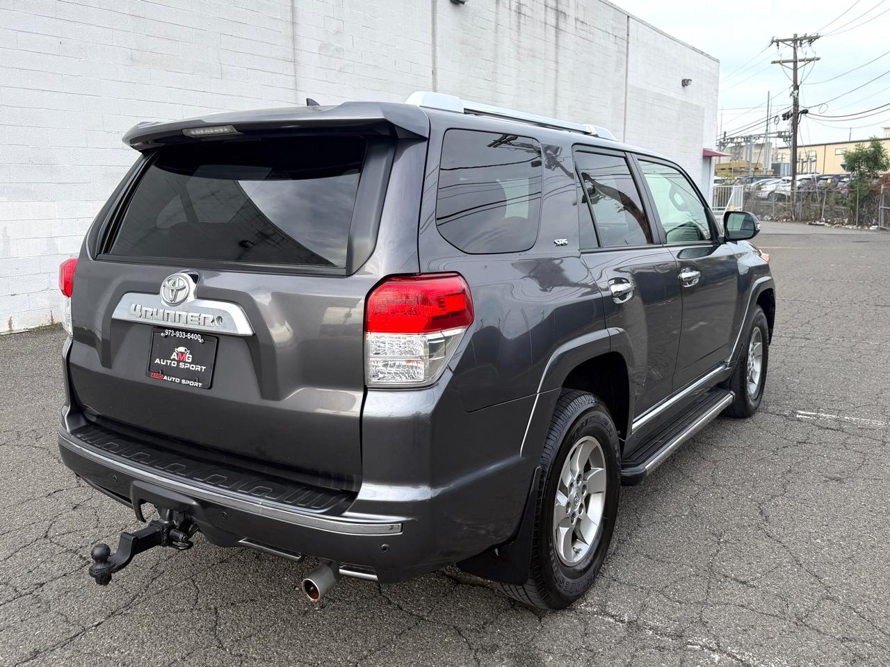 Toyota 4Runner 4dr SR5 V6 Auto 4WD (Natl) 2012