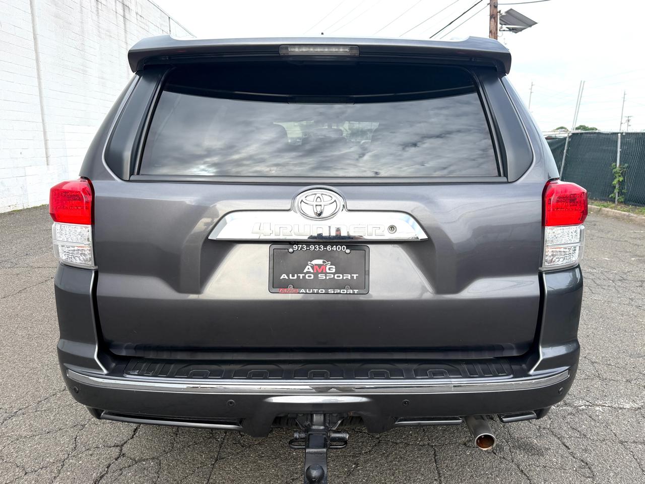 Toyota 4Runner 4dr SR5 V6 Auto 4WD (Natl) 2012