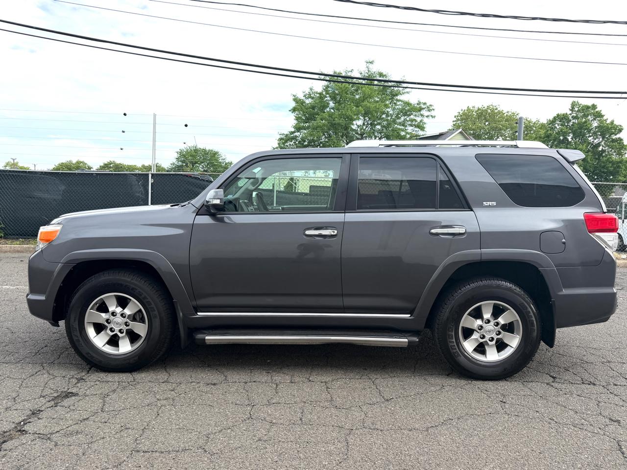Toyota 4Runner 4dr SR5 V6 Auto 4WD (Natl) 2012