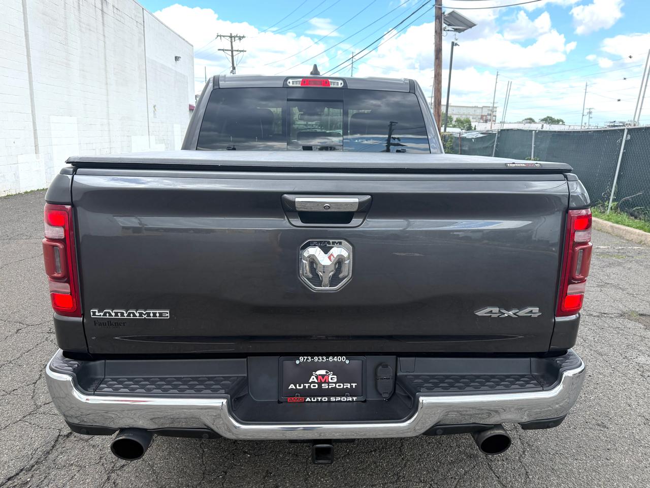 RAM 1500 Laramie 4x4 Crew Cab 5'7" Box 2019