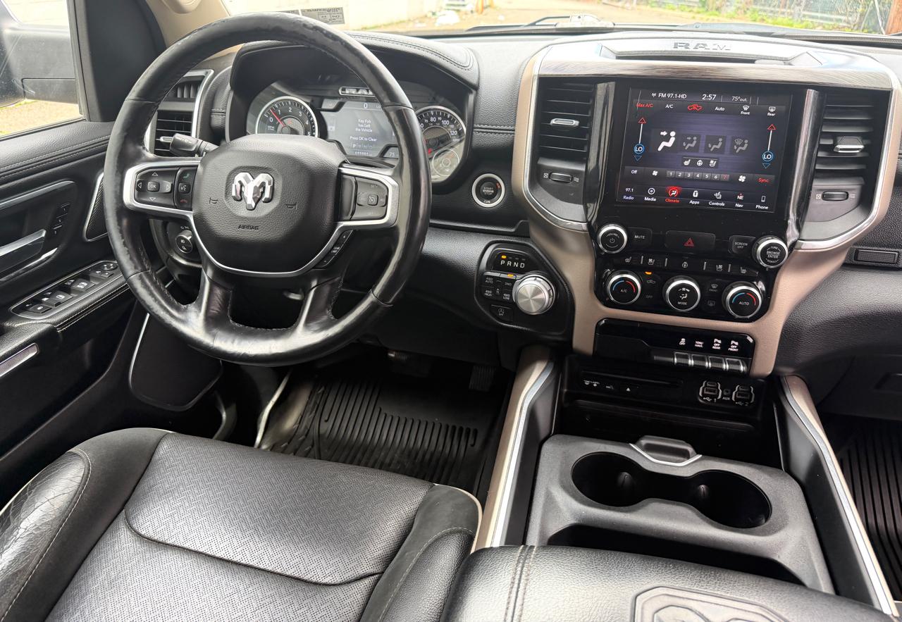 RAM 1500 Laramie 4x4 Crew Cab 5'7" Box 2019