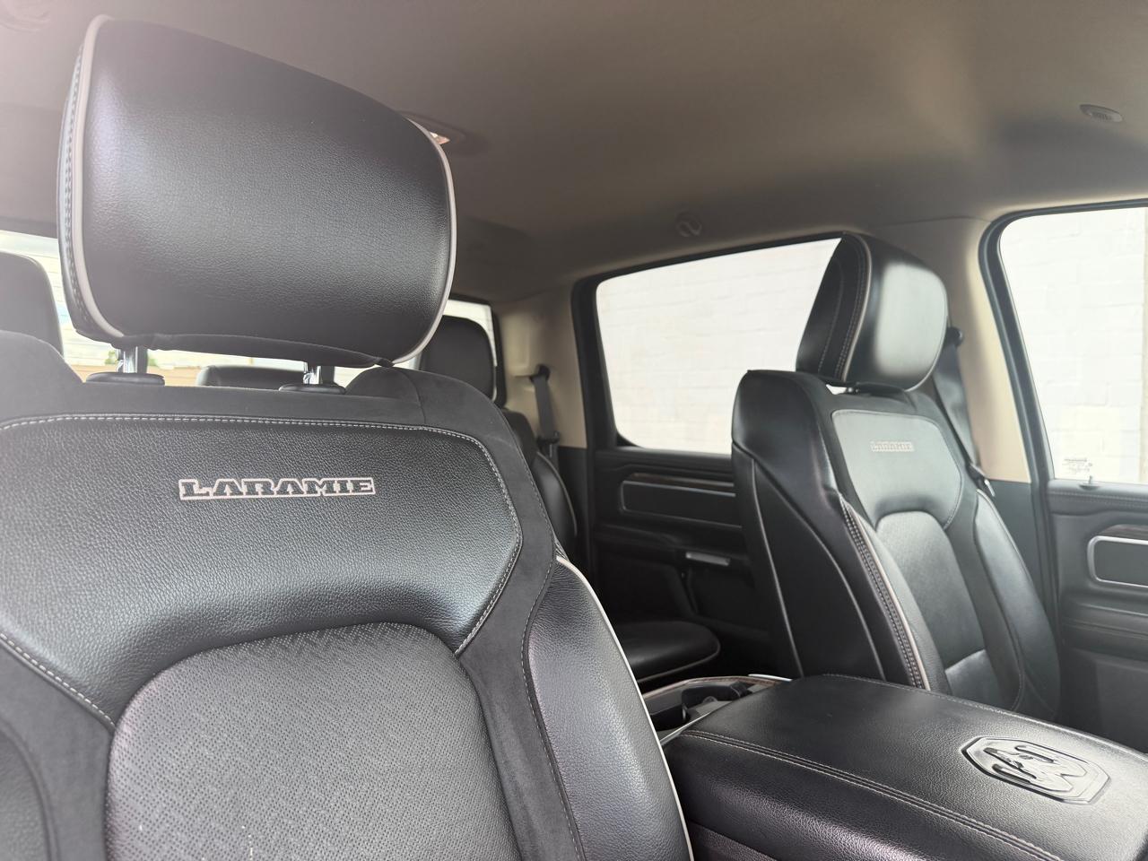 RAM 1500 Laramie 4x4 Crew Cab 5'7" Box 2019