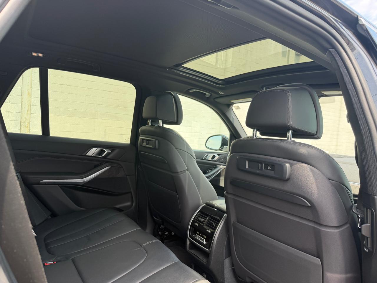 BMW X5 xDrive40i Sports Activity Vehicle 2019