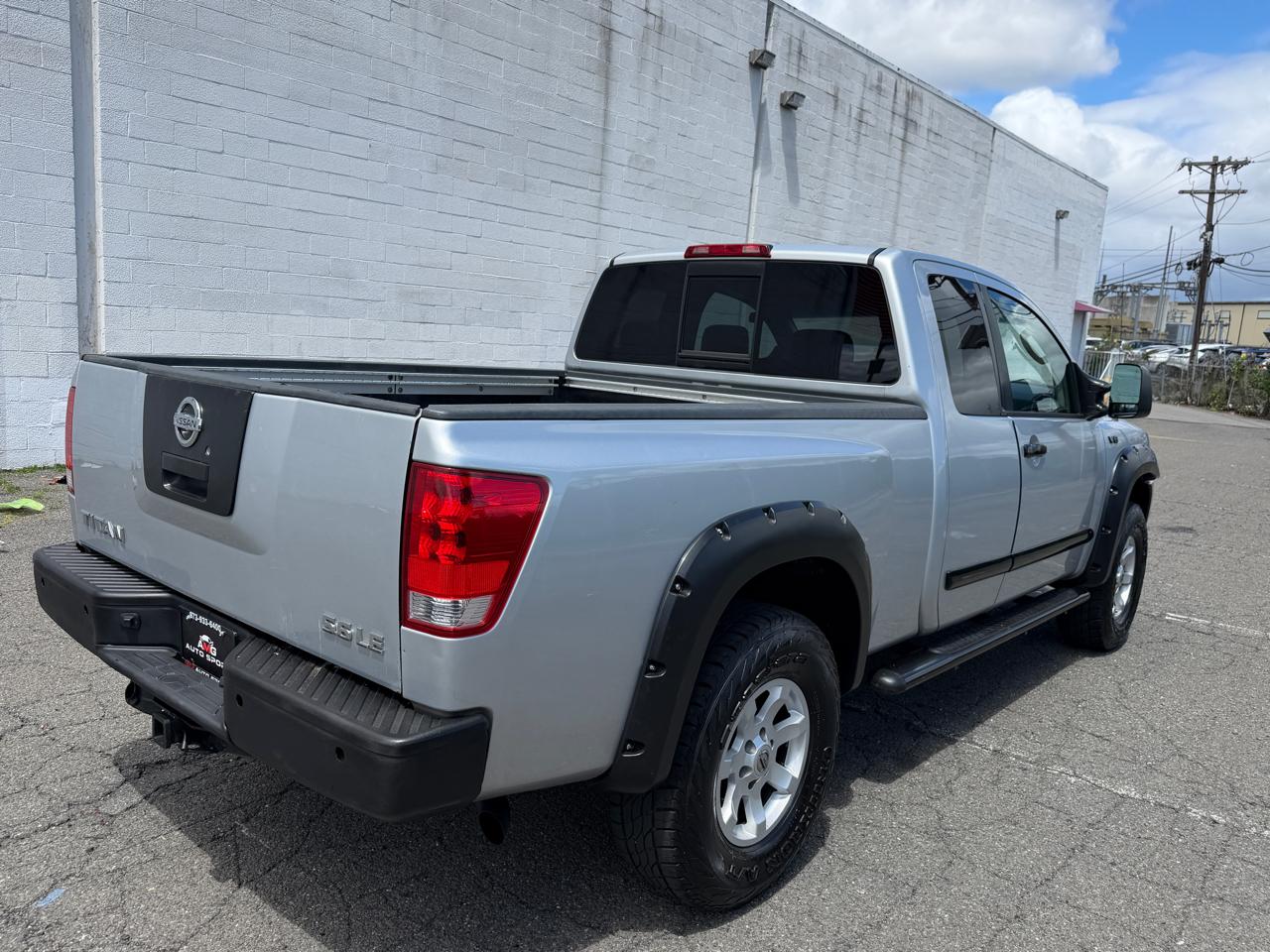 Nissan Titan LE King Cab 4WD 2004