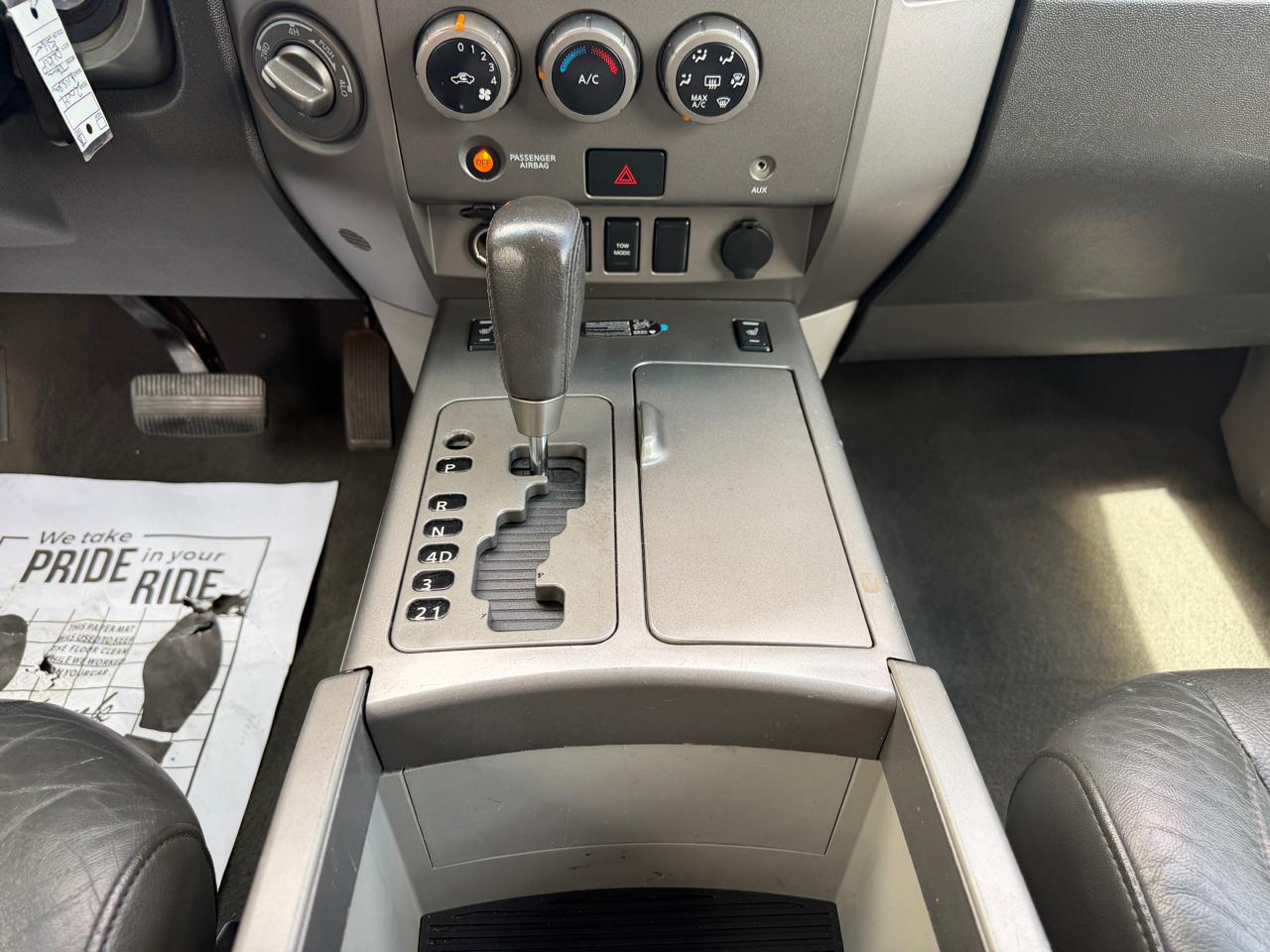 Nissan Titan LE King Cab 4WD 2004