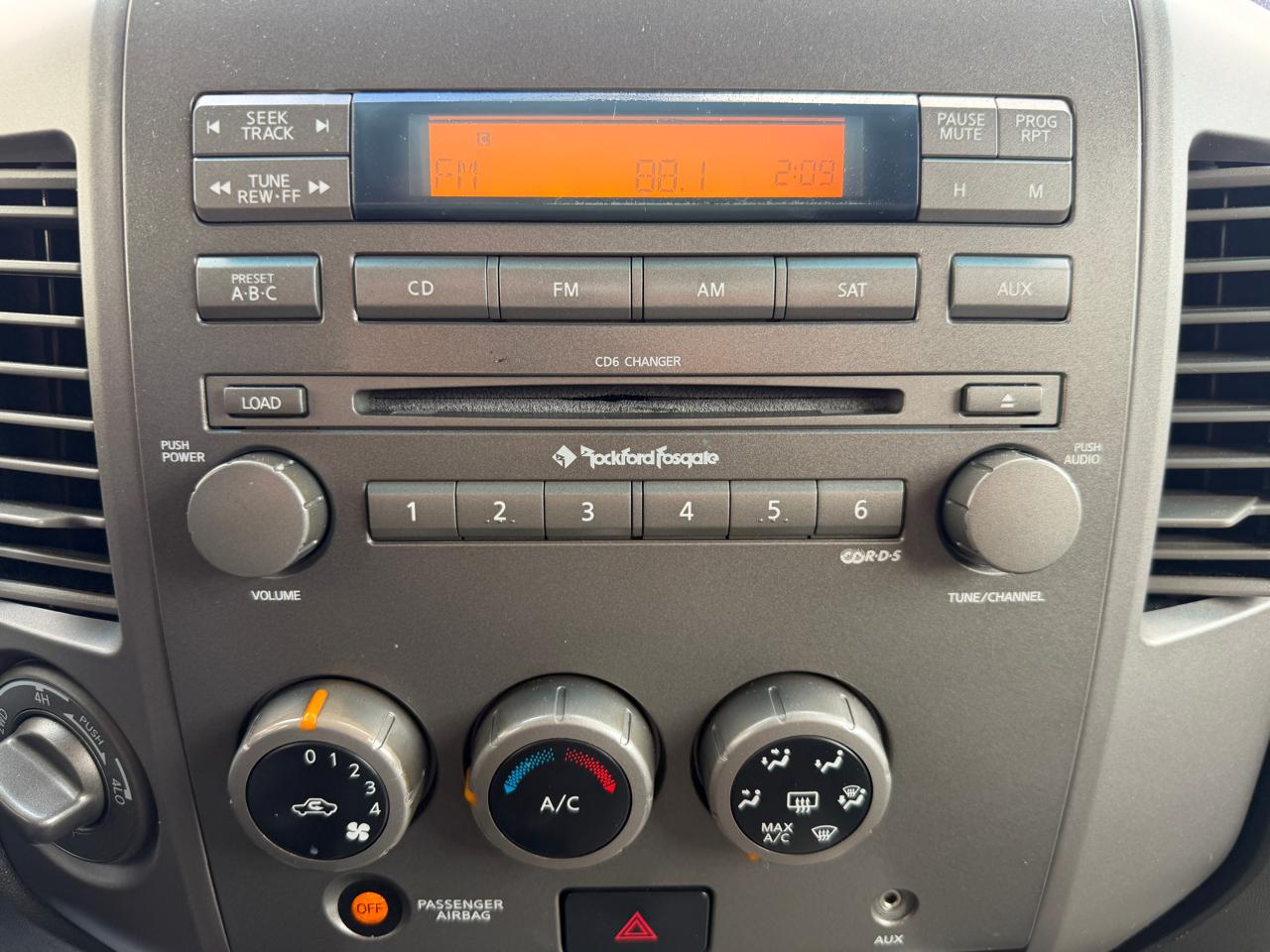 Nissan Titan LE King Cab 4WD 2004