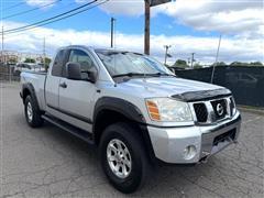 2004 Nissan Titan 