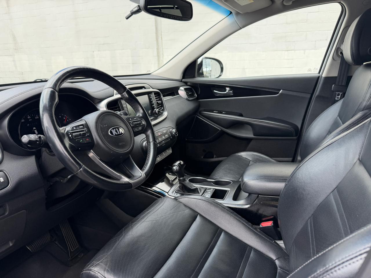 Kia Sorento AWD 4dr 3.3L SX 2016