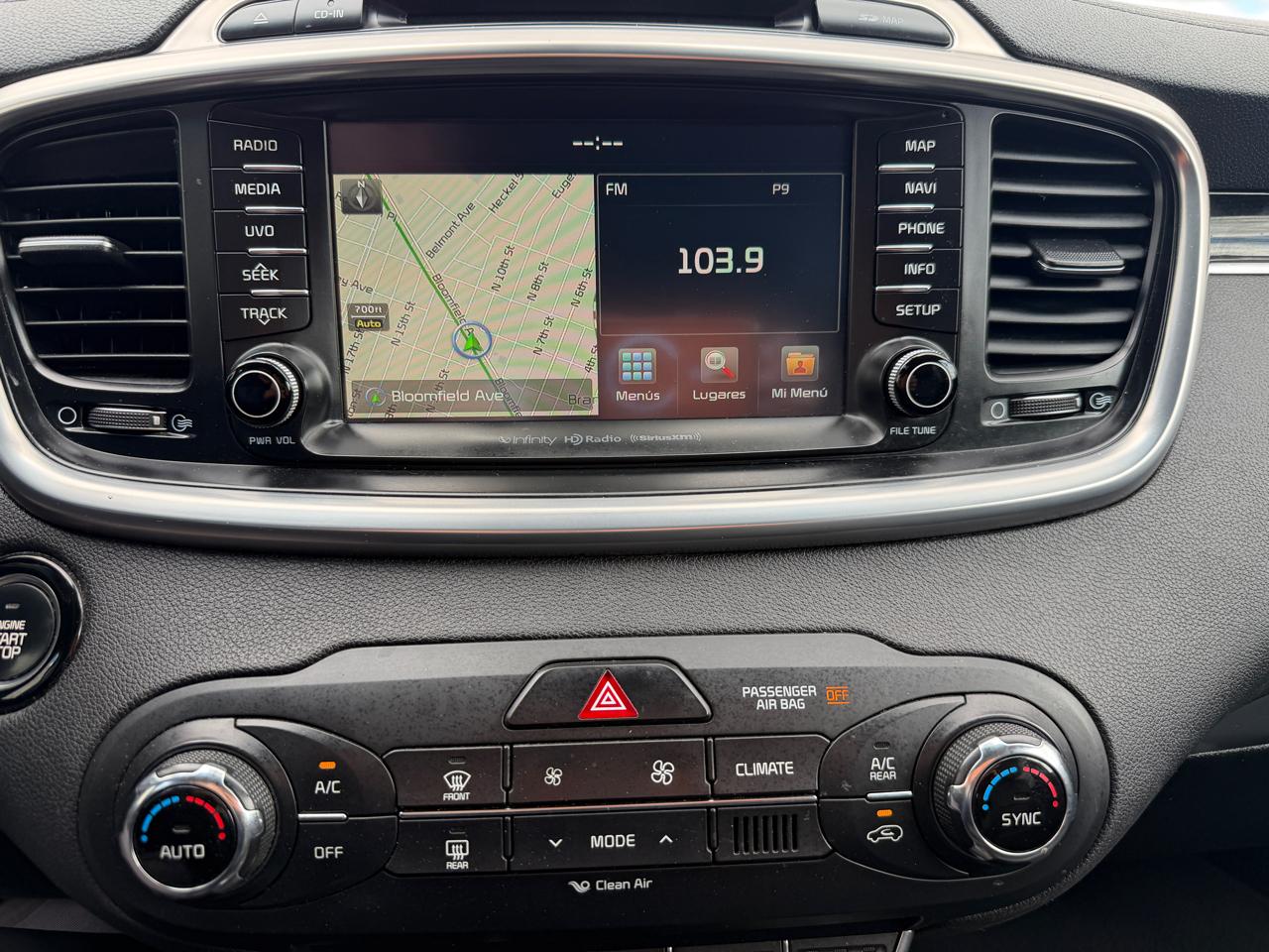 Kia Sorento AWD 4dr 3.3L SX 2016
