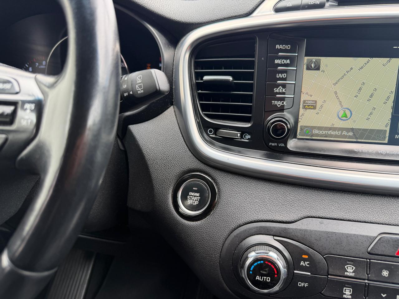 Kia Sorento AWD 4dr 3.3L SX 2016