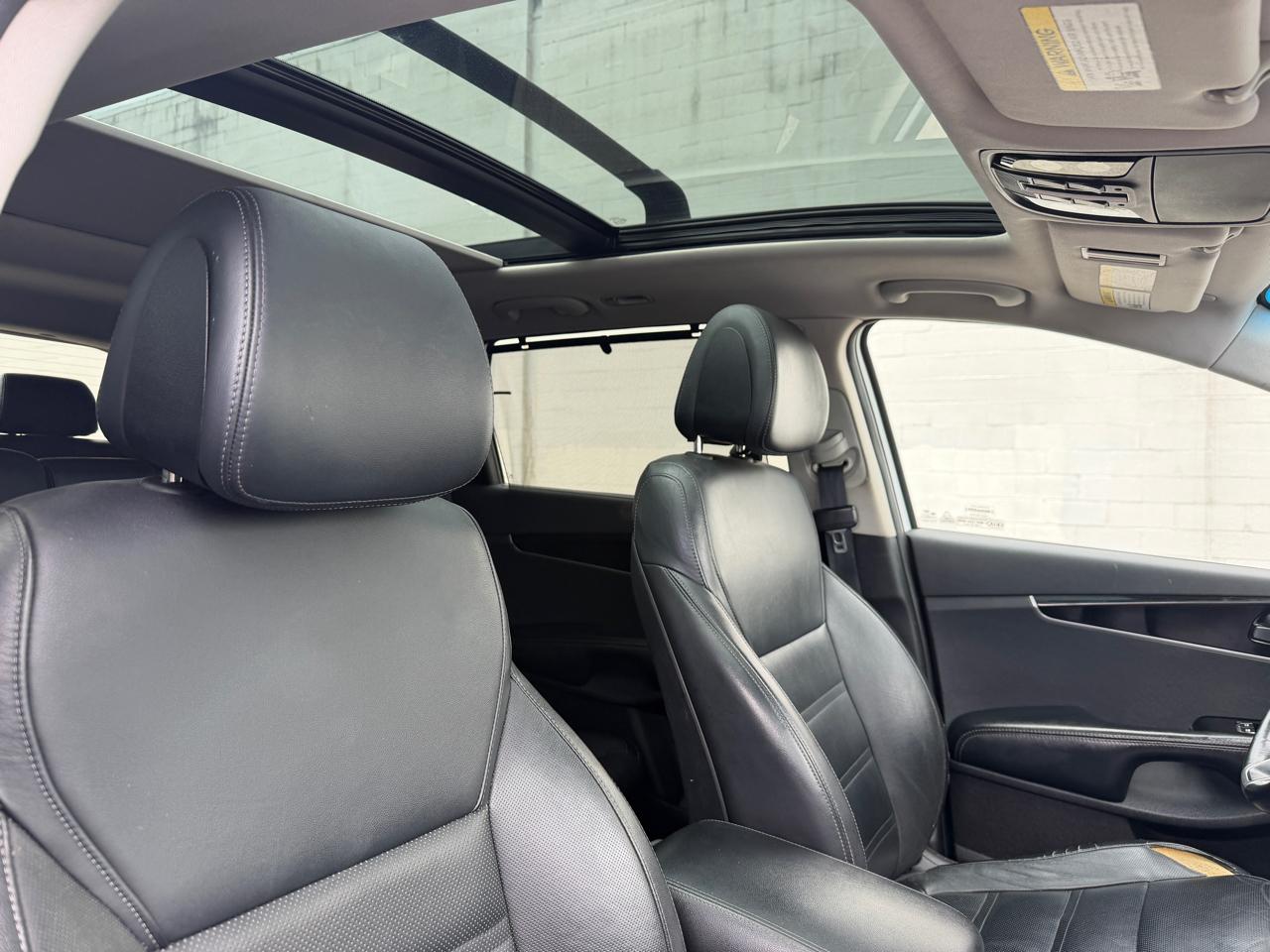 Kia Sorento AWD 4dr 3.3L SX 2016