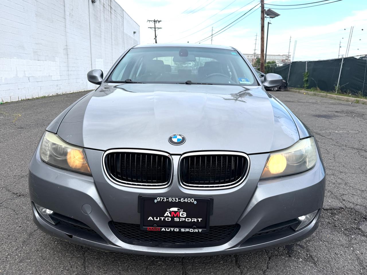 BMW 3 Series 4dr Sdn 328i RWD SULEV 2009