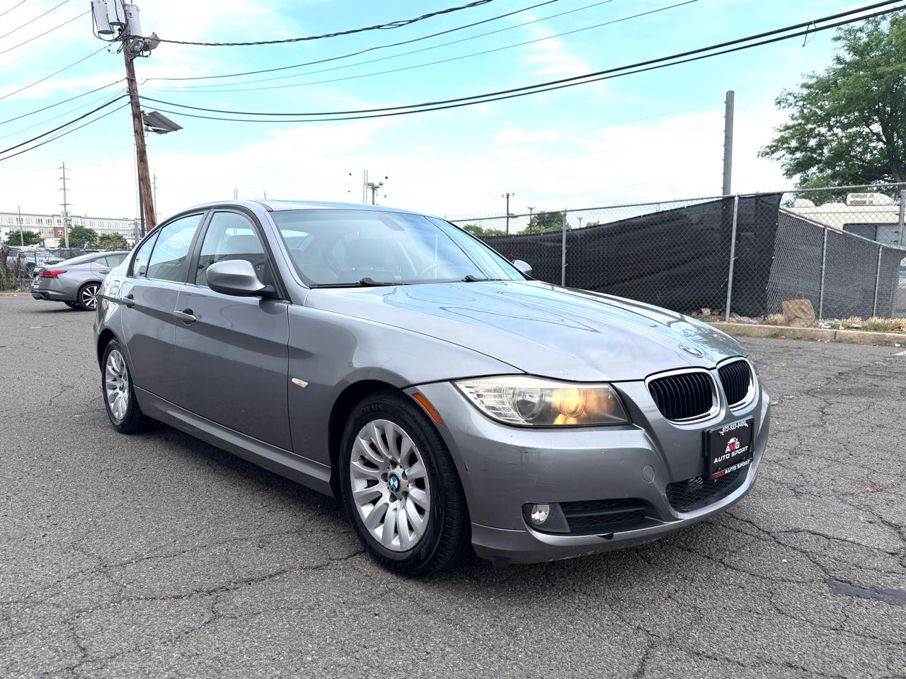 BMW 3 Series 4dr Sdn 328i RWD SULEV 2009