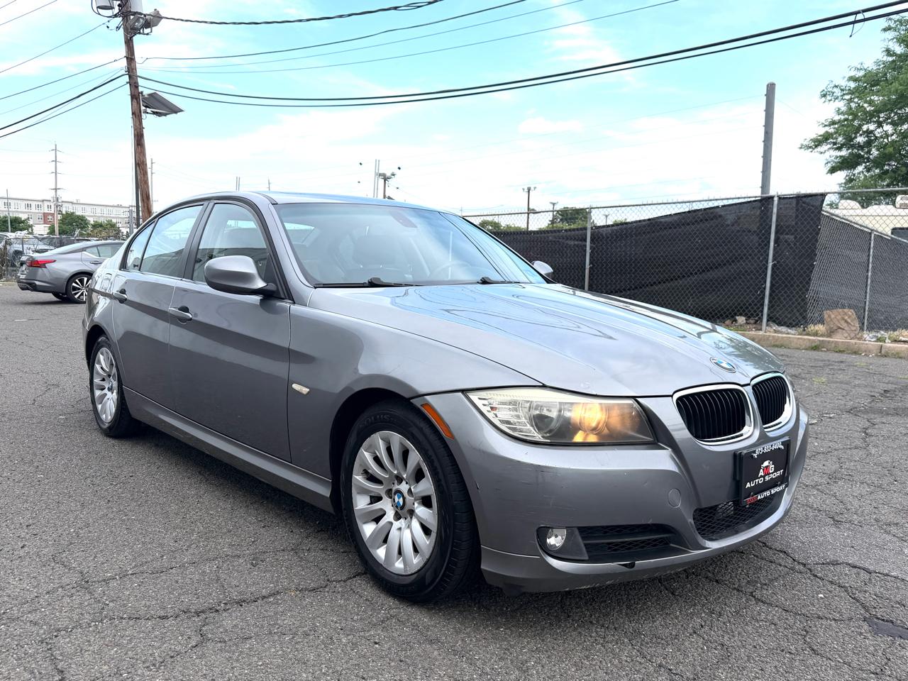 BMW 3 Series 4dr Sdn 328i RWD SULEV 2009